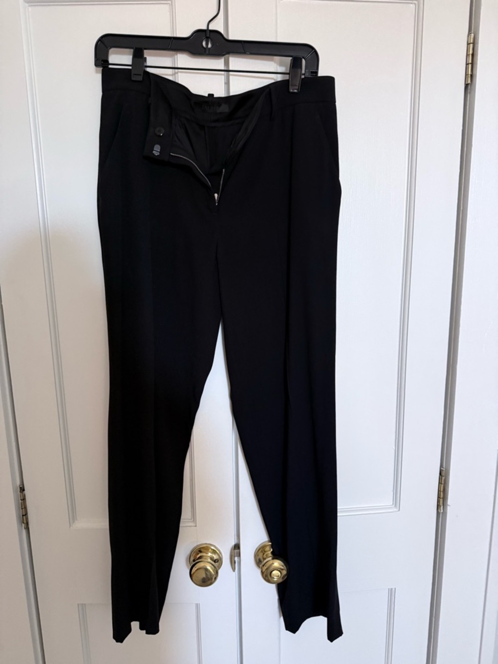 THE ROW Black cropped Trouser size 4